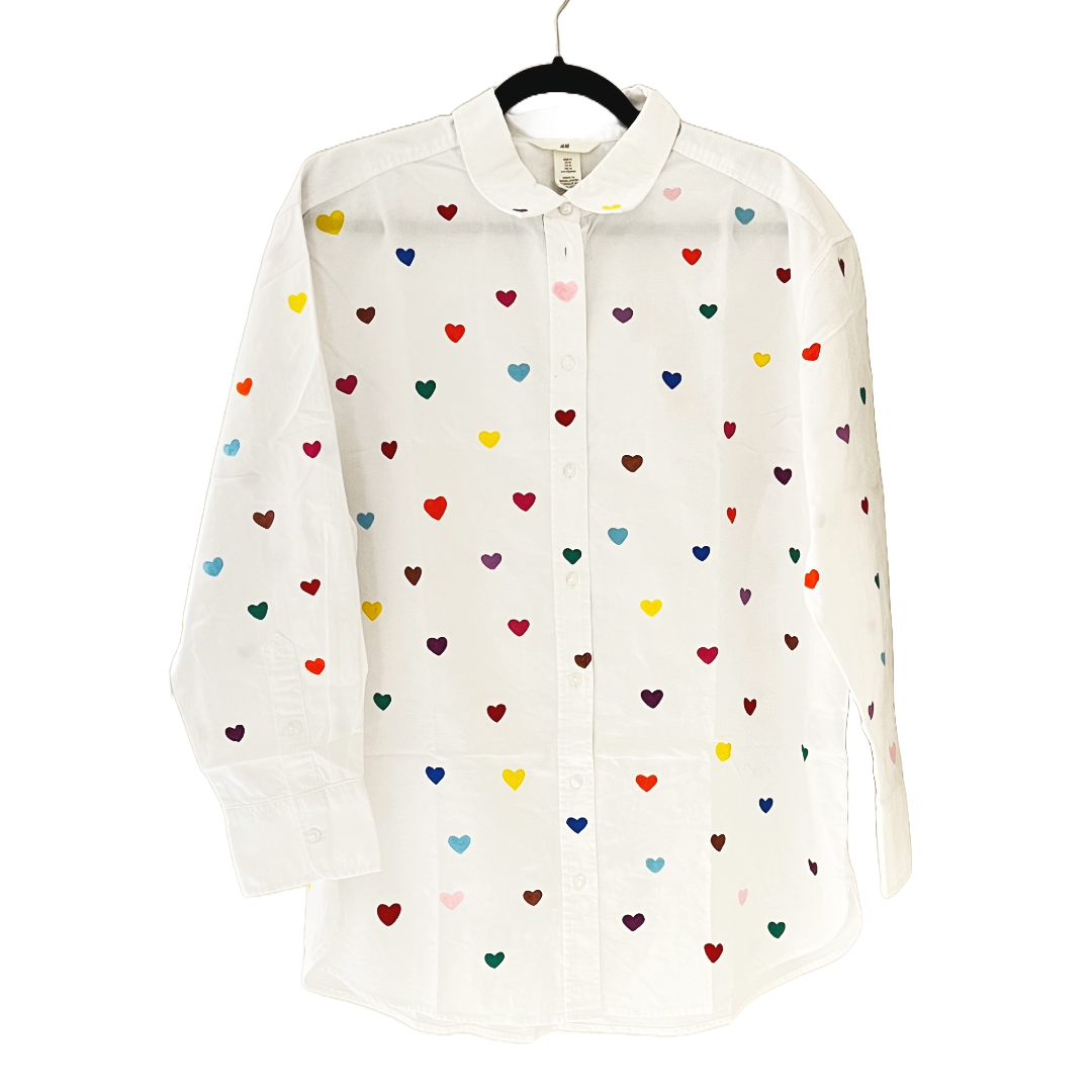CAMISA CORAZÓNES PEQUEÑOS ARCOÍRIS