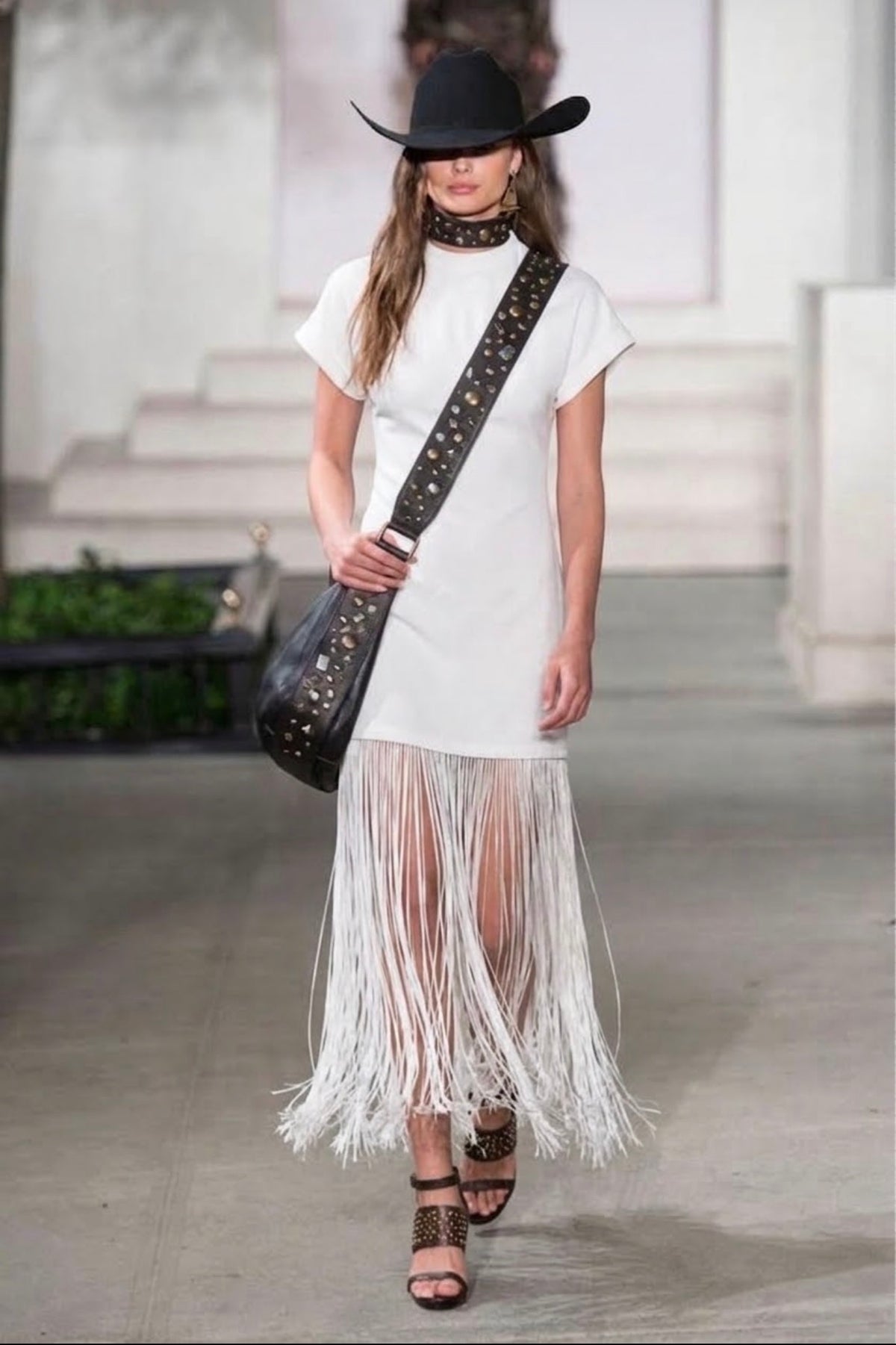 Vestido Blanco de flecos boho chic