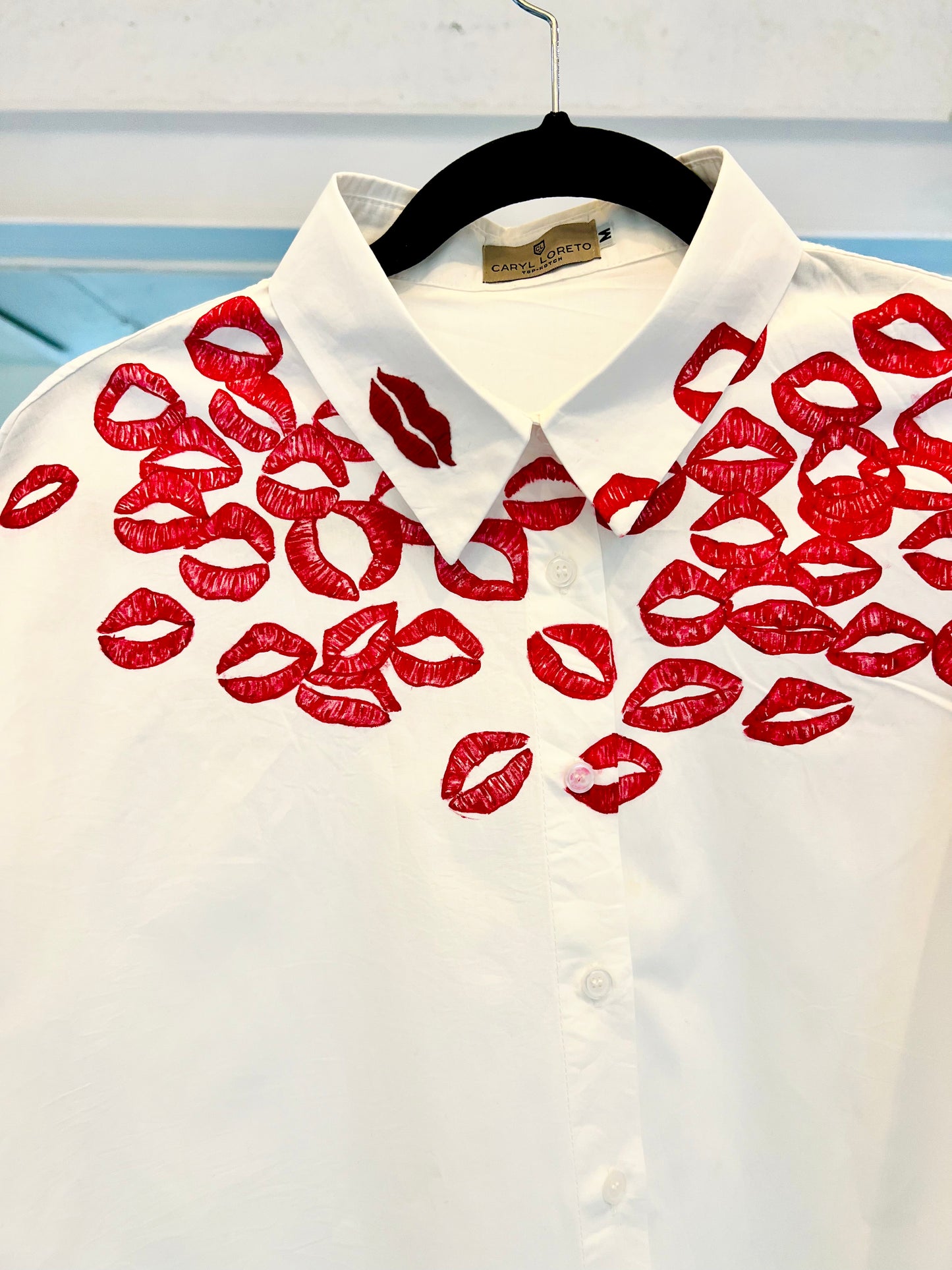 CAMISA BESOS
