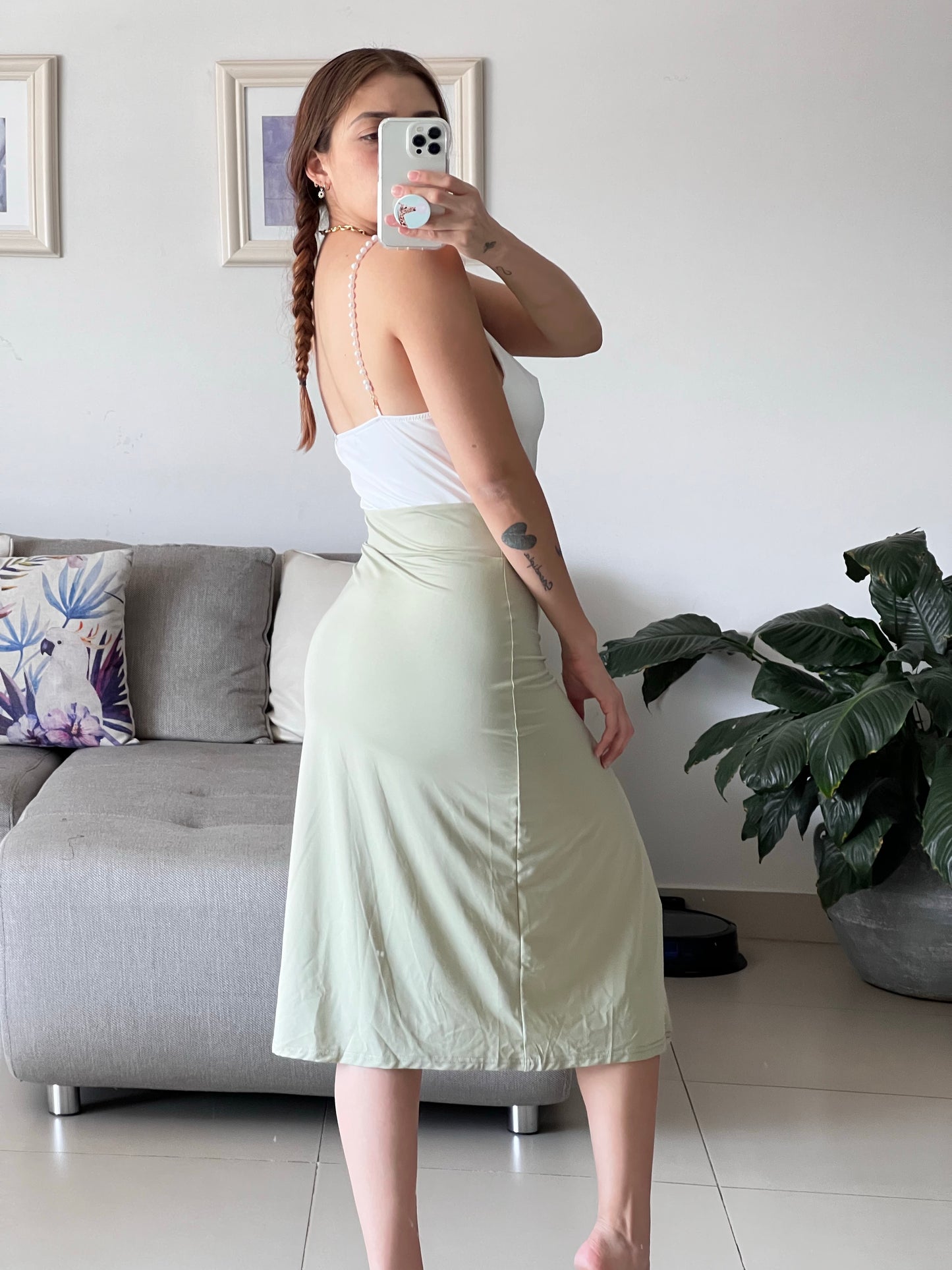 Two-tone dress with pearls