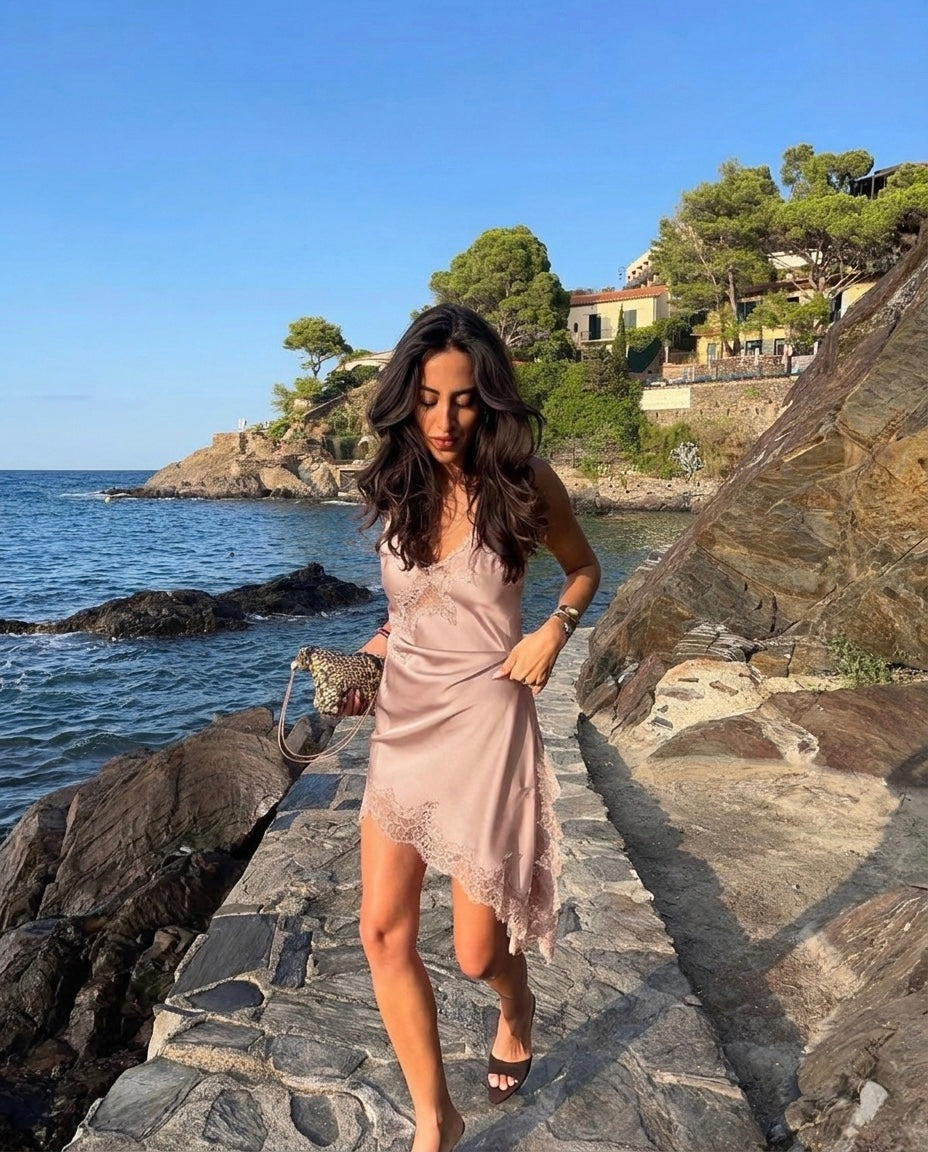 Vestido Rosa Pálido  lencero asimétrico