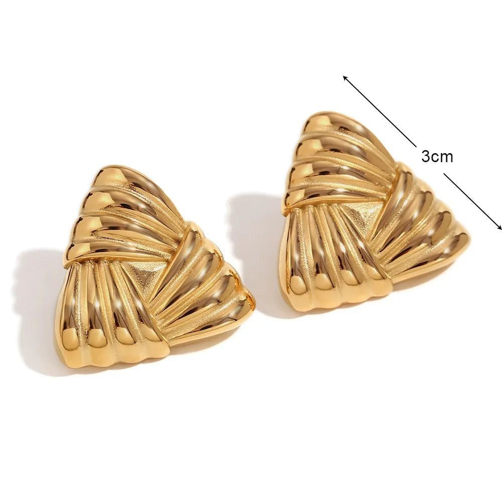 Woven triangle earrings.