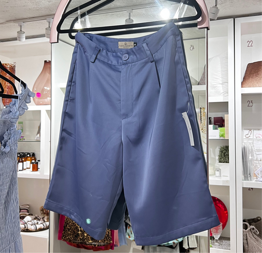 Satin Bermuda shorts