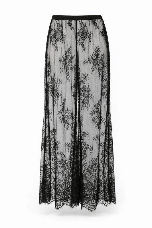 Falda larga de encaje negra.